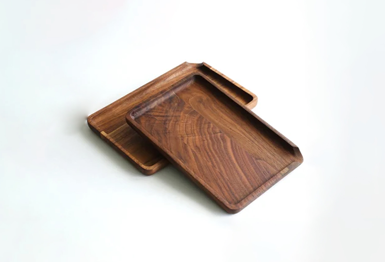  Rolling Trays Bulk Supplier California: Essential for Your Smoke Shop