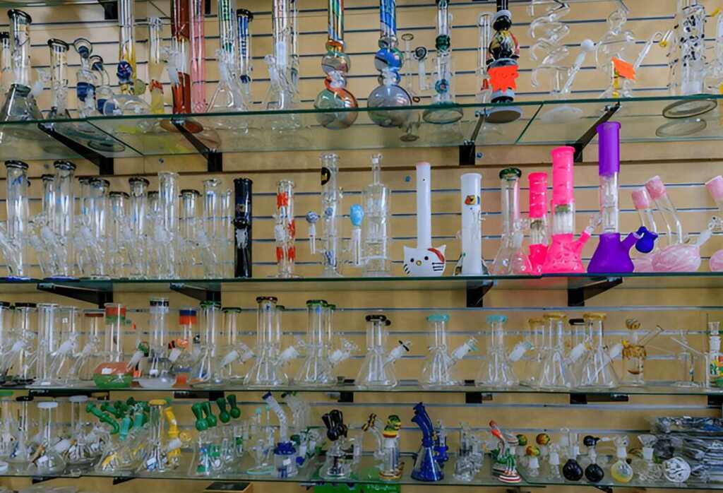 Pipe King LLC LA Wholesale Smoke Shop and accessories
