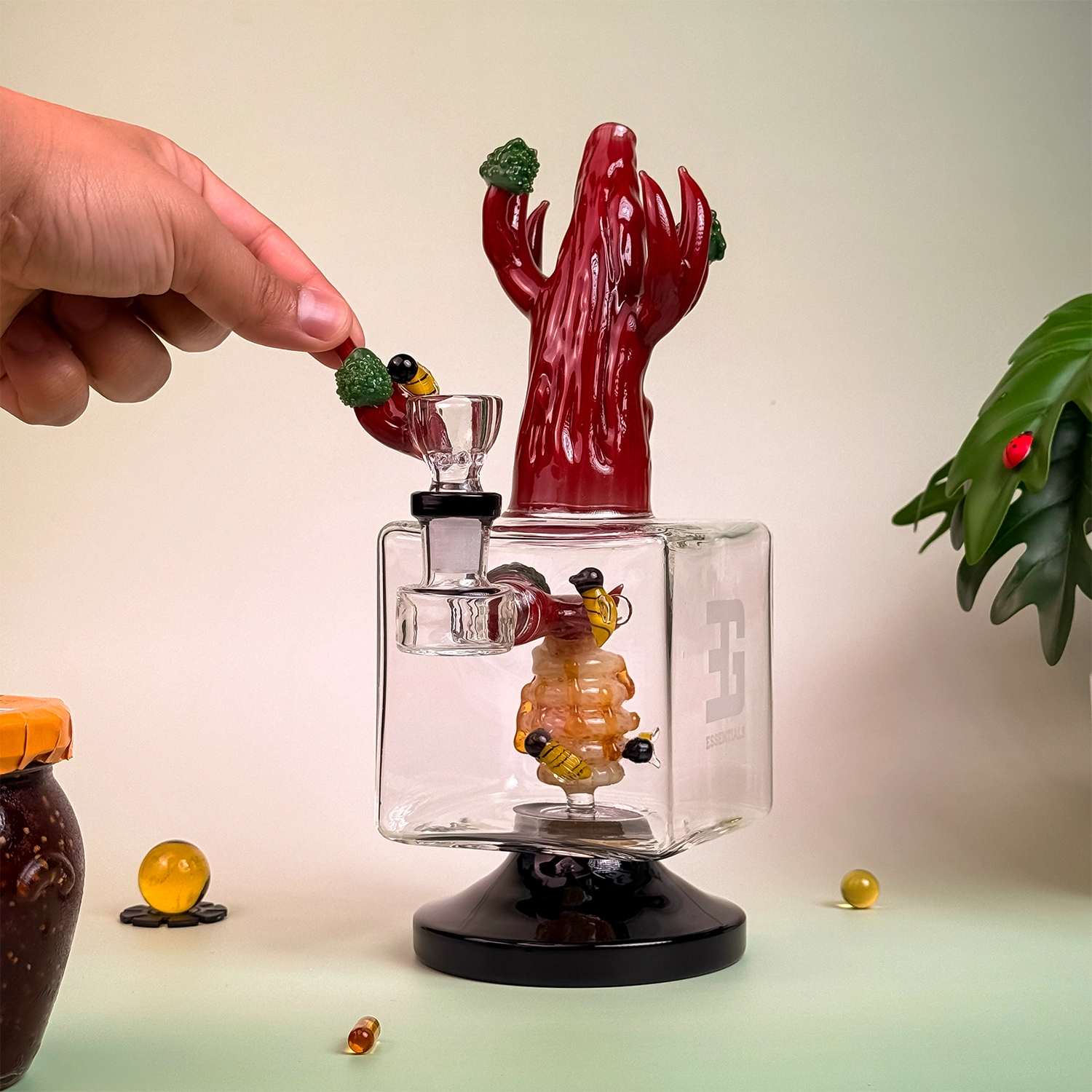 Hive Mind Water Pipe